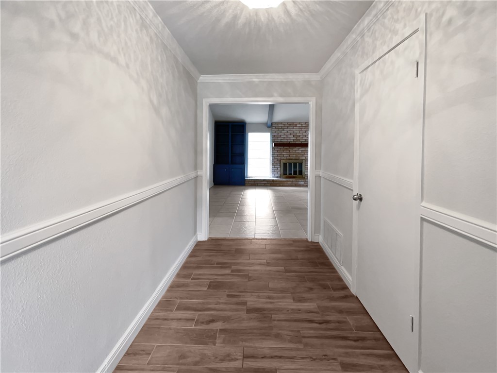 3658 Braeburn Dr Property Photo 14