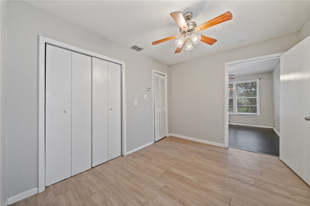 1809 Yale St Property Photo 10