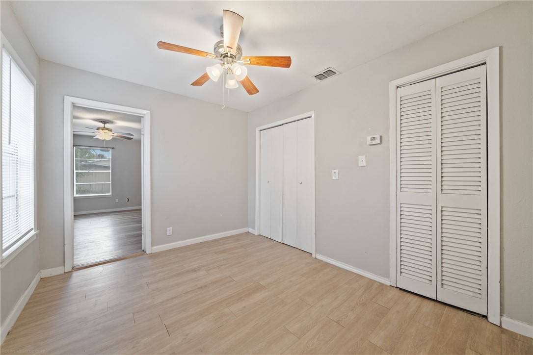 1809 Yale St Property Photo 11