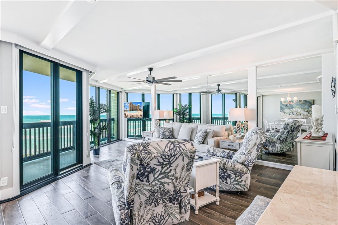 6745 Seacomber Dr 504 Property Photo 3