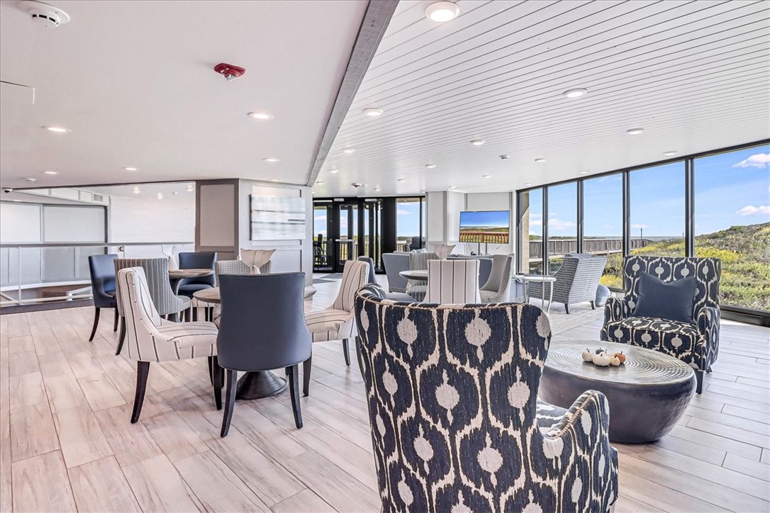 6745 Seacomber Dr 504 Property Photo 40