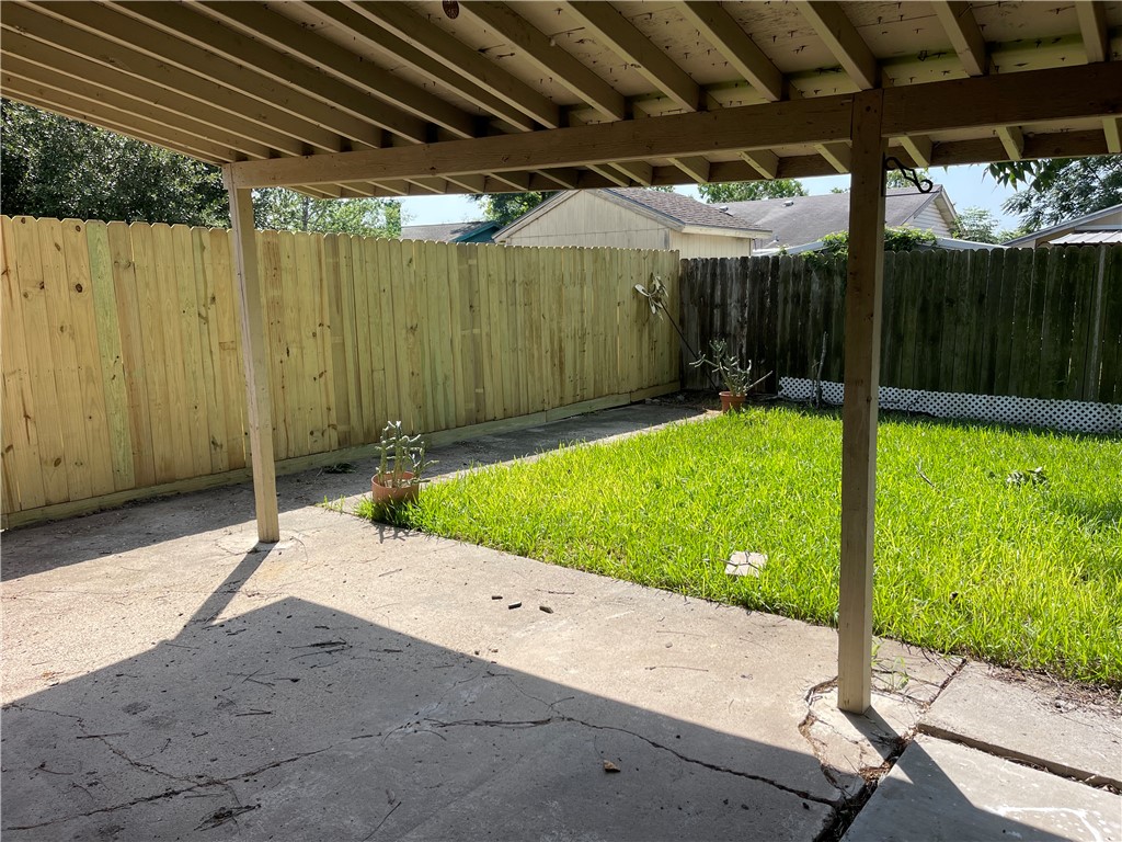 4006 Hurlwood Property Photo 12