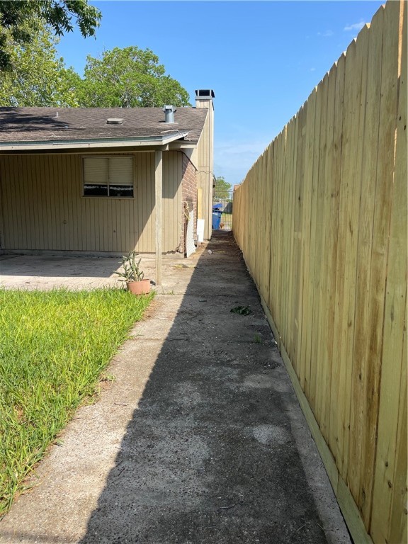 4006 Hurlwood Property Photo 15