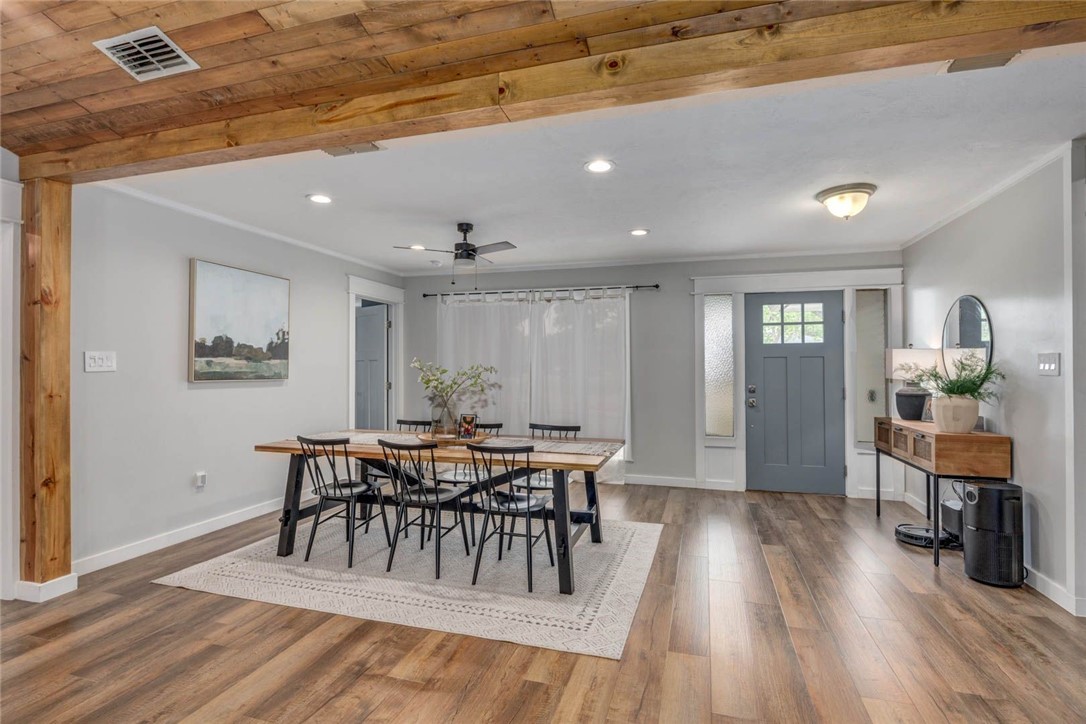 100 Presidio Dr Property Photo 7