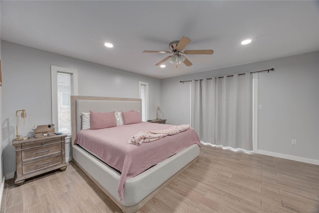 100 Presidio Dr Property Photo 17