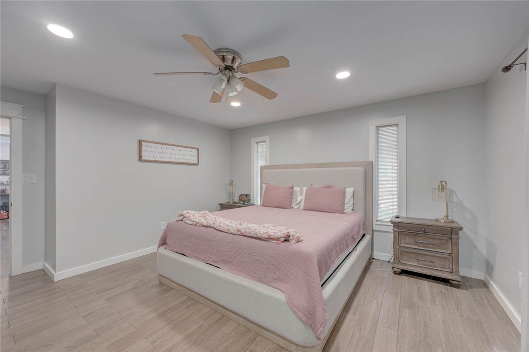100 Presidio Dr Property Photo 18