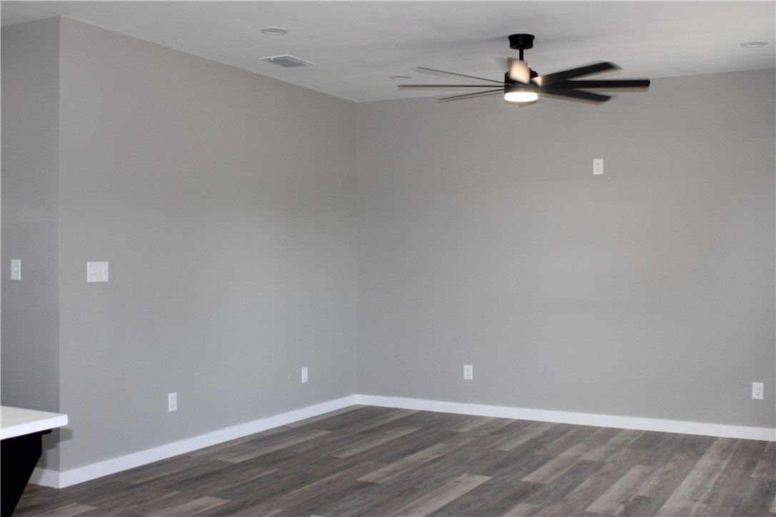 112 S Vasquez Property Photo 4