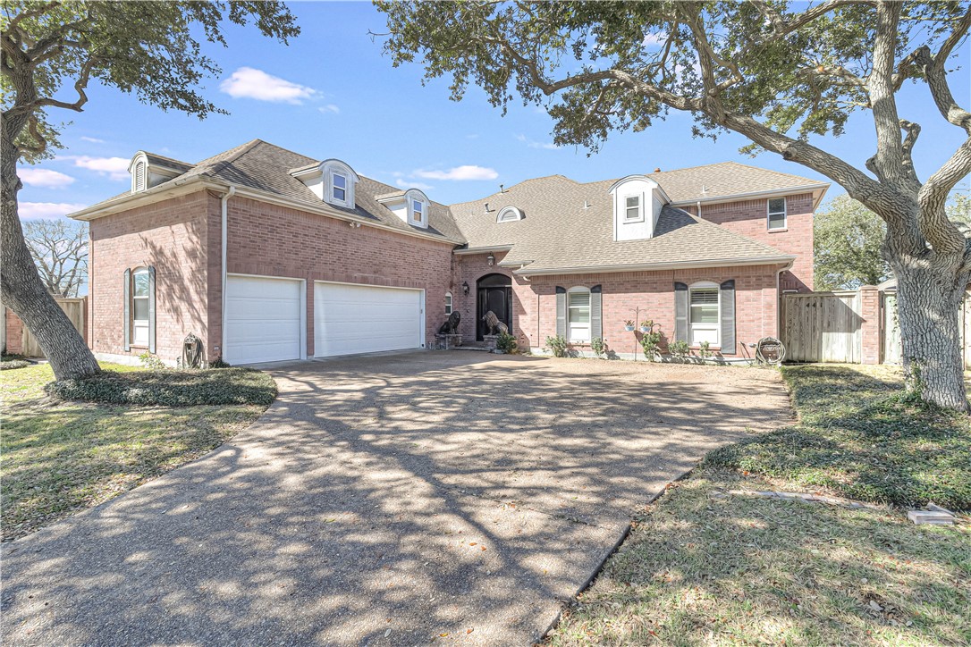 441 Colony Dr Property Photo 1