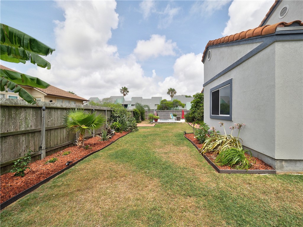 13701 Suntan Ave Property Photo 39