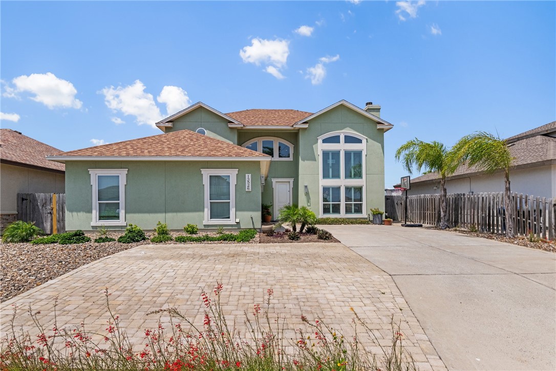 13526 Catamaran Dr Property Photo 2
