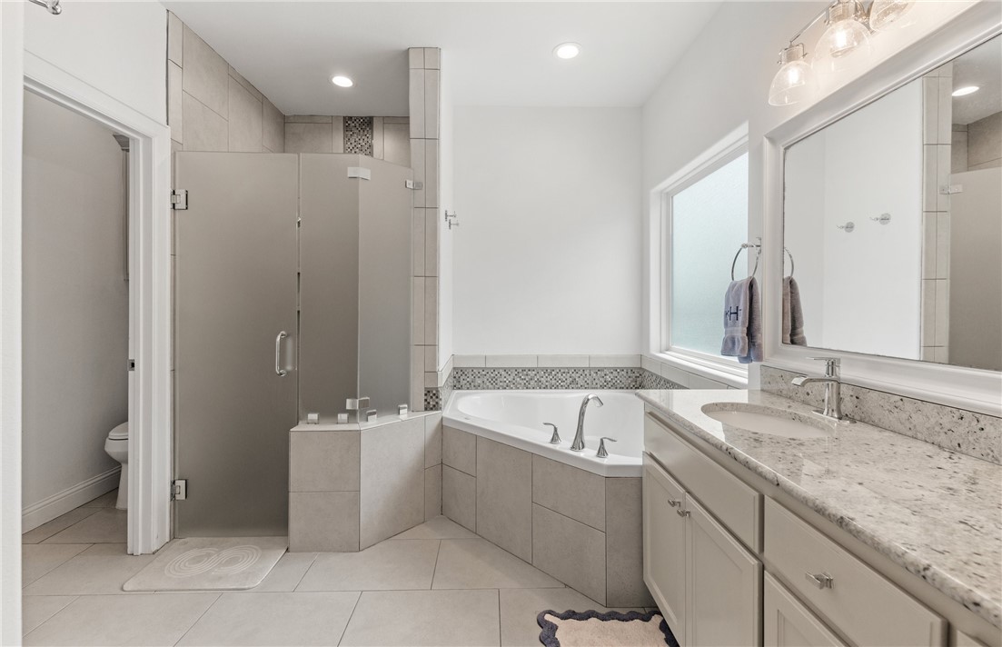 13526 Catamaran Dr Property Photo 12