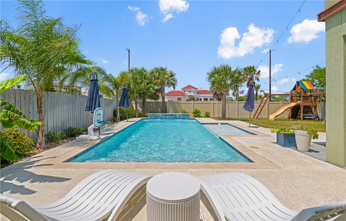 13526 Catamaran Dr Property Photo 23
