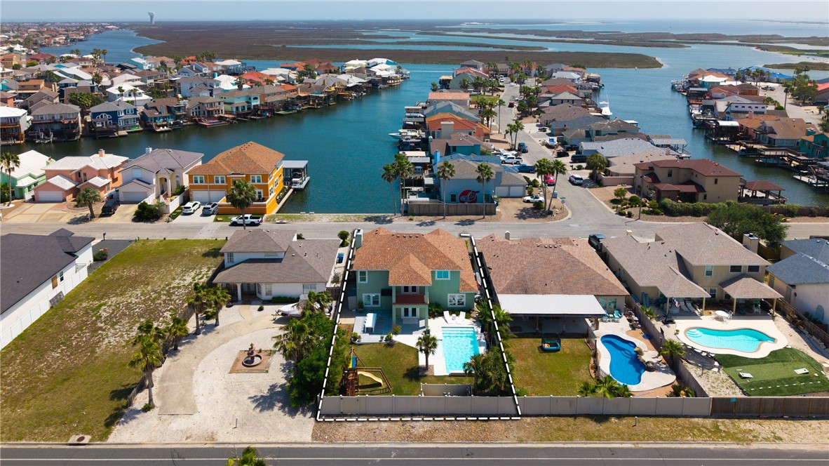 13526 Catamaran Dr Property Photo 25
