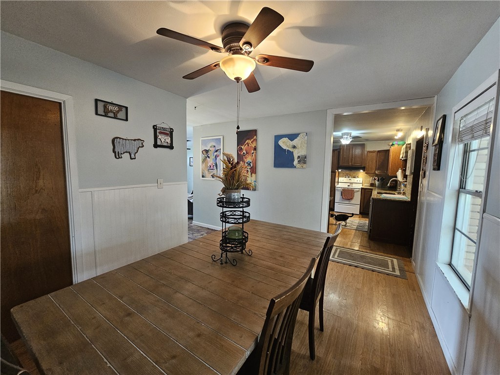 30 Locke St Property Photo 10