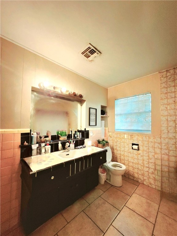 3617 Santa Fe St Property Photo 12