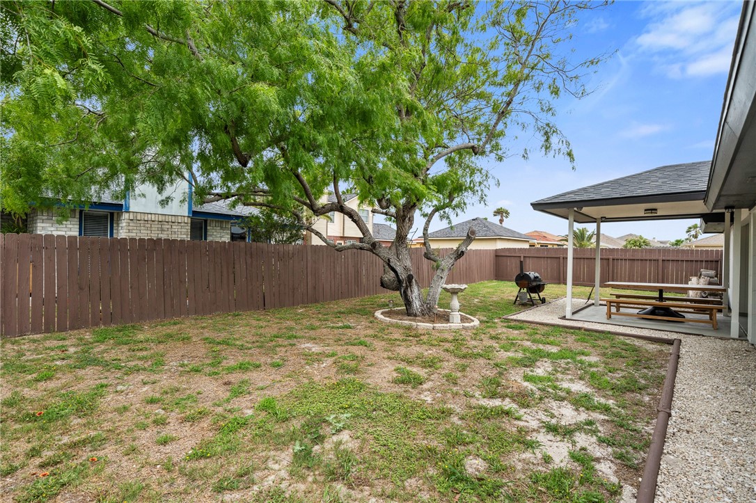 14945 Dasmarinas Dr Property Photo 26