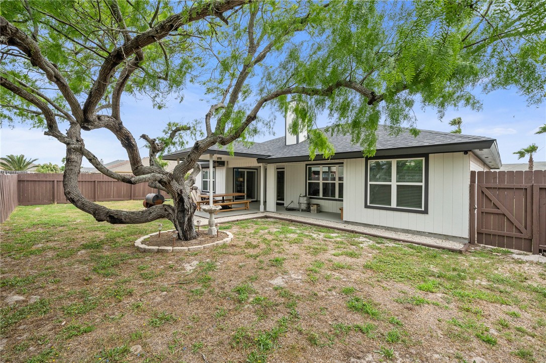 14945 Dasmarinas Dr Property Photo 27