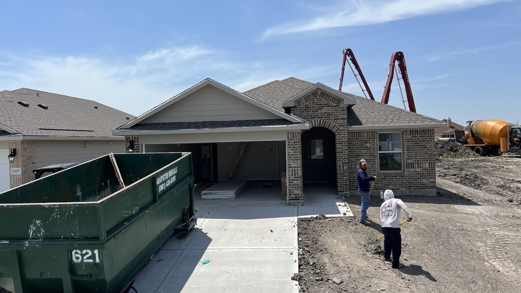 6213 Sadie St Property Photo 1