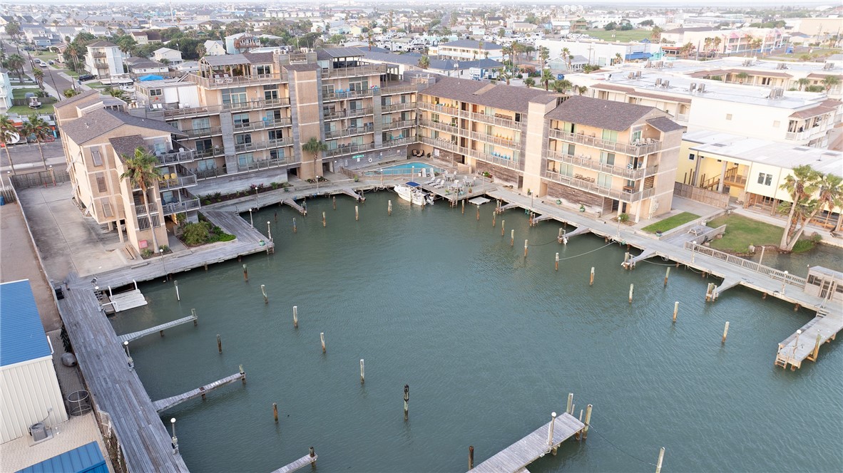 200 W Cotter Ave B-3 Property Photo 3