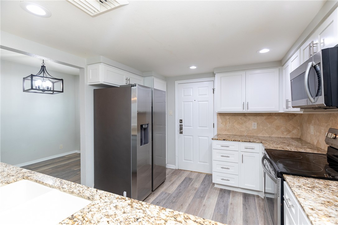 200 W Cotter Ave B-3 Property Photo 23