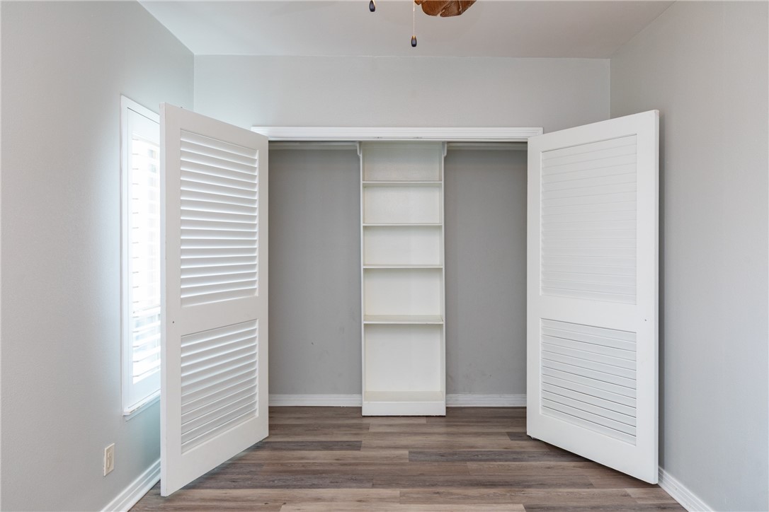 200 W Cotter Ave B-3 Property Photo 36