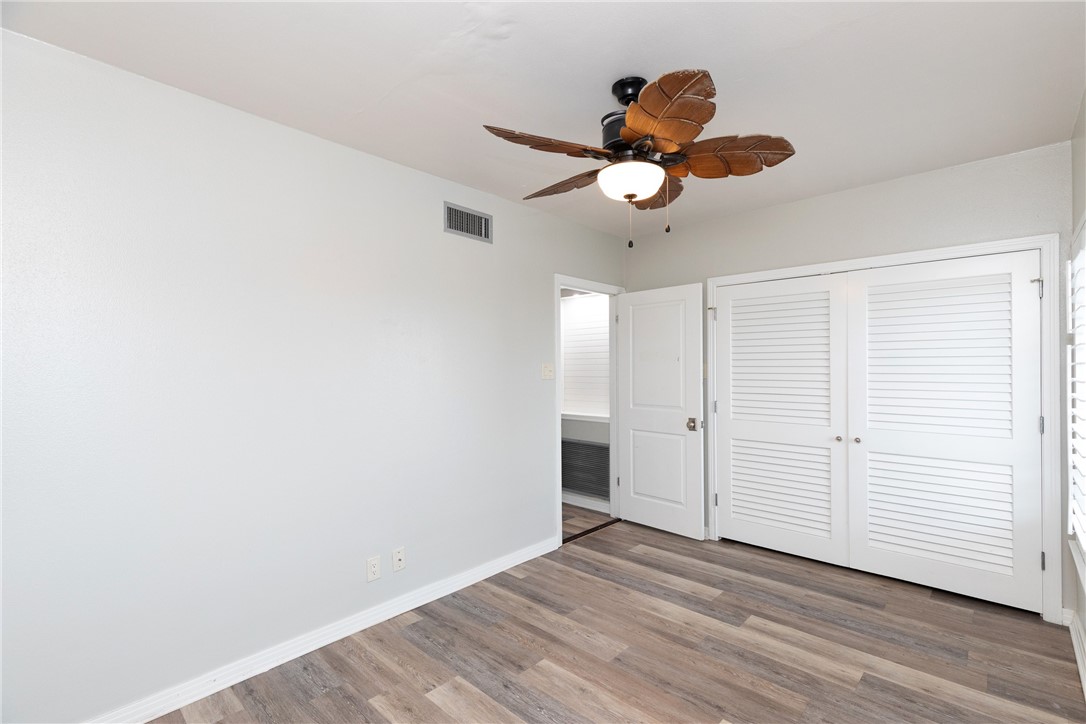 200 W Cotter Ave B-3 Property Photo 38