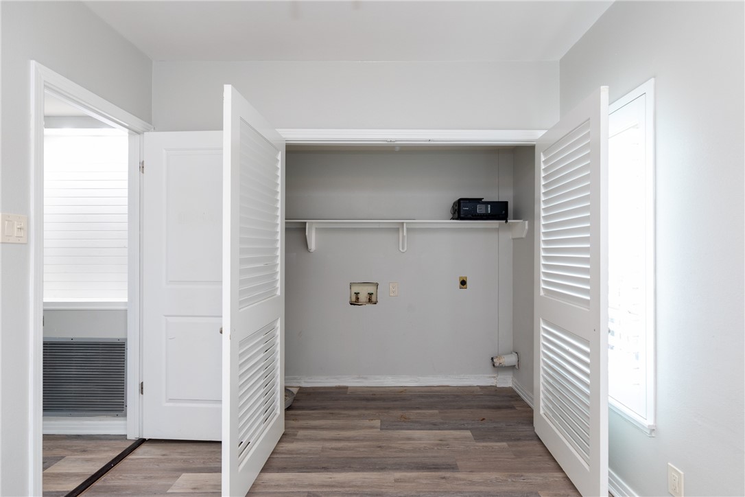 200 W Cotter Ave B-3 Property Photo 39