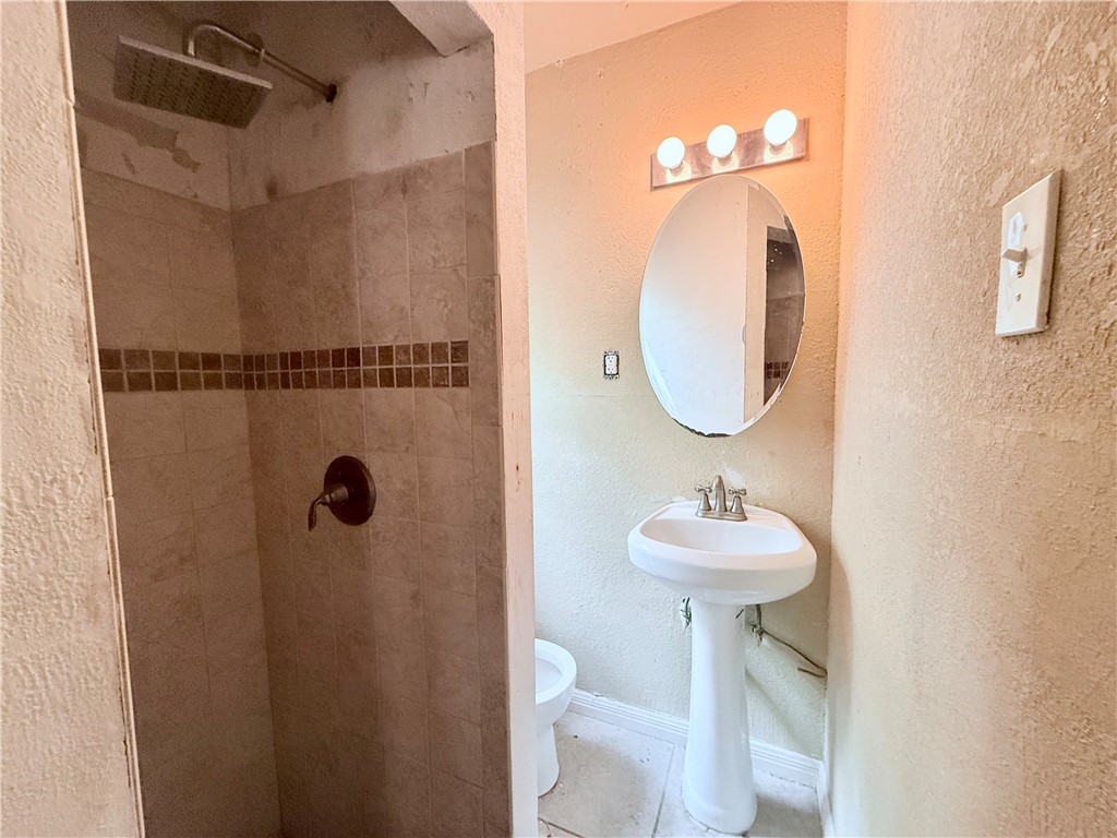 325 Texas Ave Property Photo 12