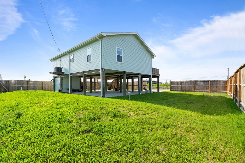 568 W Post Oak Lane Property Photo 31