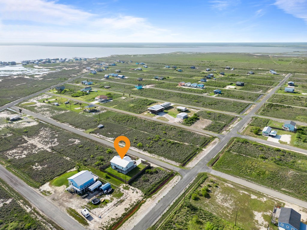 568 W Post Oak Lane Property Photo 35