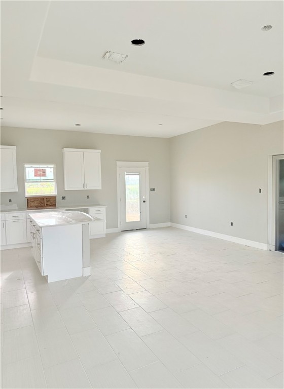 110 Mclead Property Photo 3