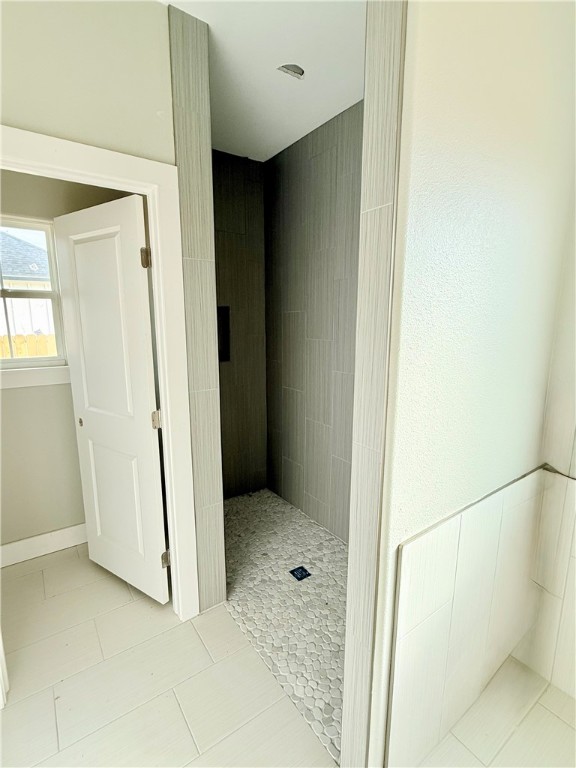 110 Mclead Property Photo 11
