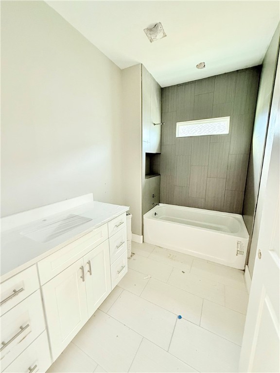 110 Mclead Property Photo 17