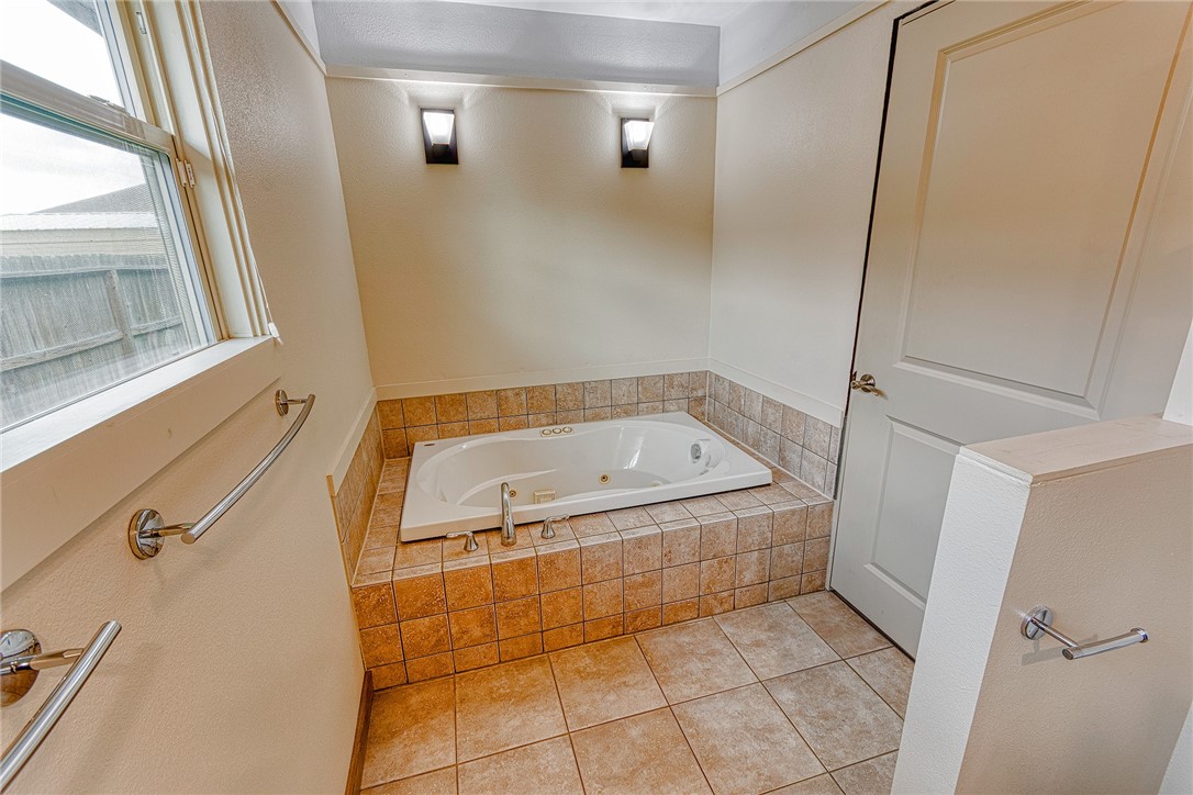 1813 Ezekiel Ct Property Photo 14