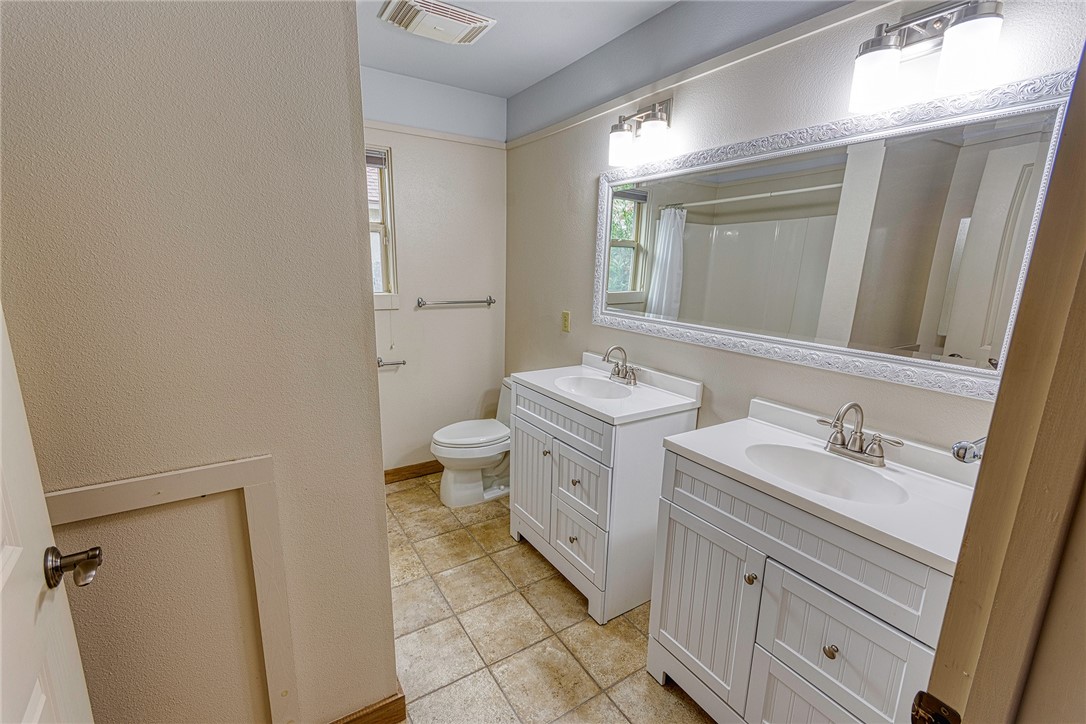 1813 Ezekiel Ct Property Photo 16