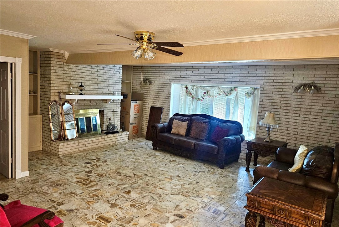 4725 Shea Pkwy Property Photo 3