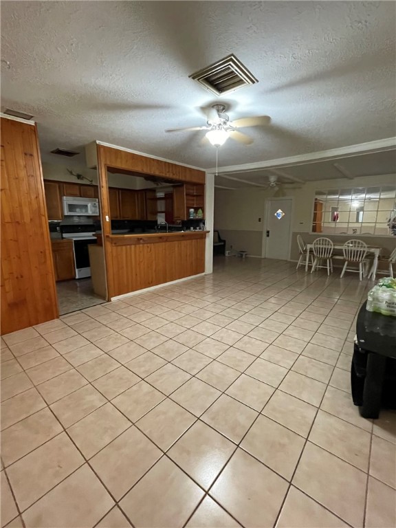 6002 Killarmet Dr Property Photo 5
