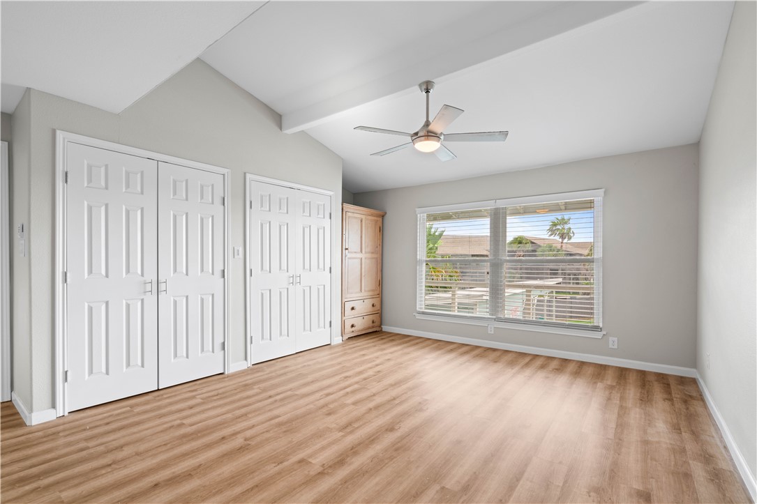 71 Nassau Dr 403 Property Photo 13