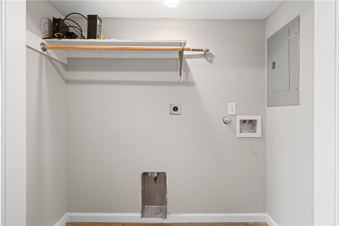 71 Nassau Dr 403 Property Photo 15