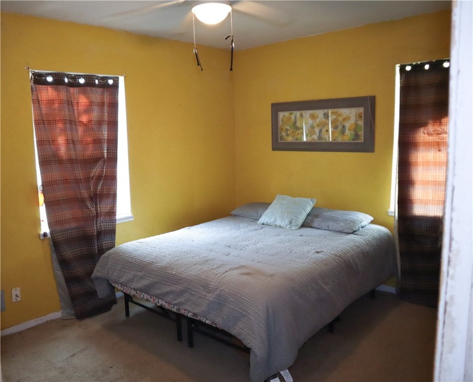 4625 Mildred Dr Property Photo 6