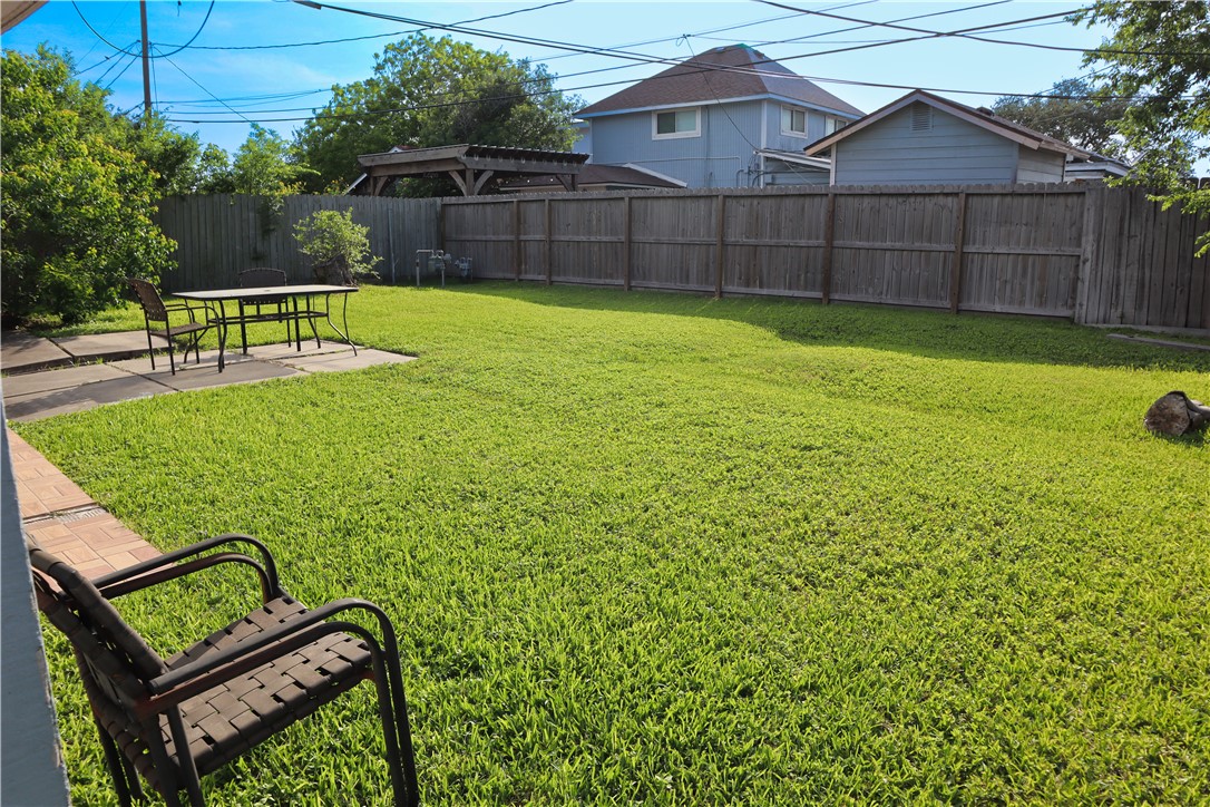 4625 Mildred Dr Property Photo 14