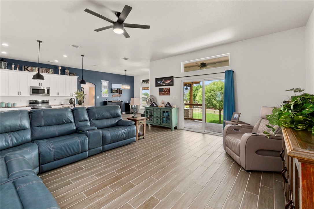 177 Glenvalley Circle Property Photo 16