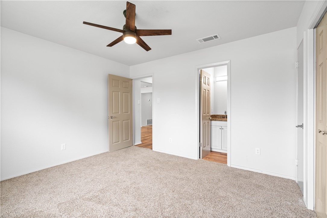 6106 Orangewood Dr Property Photo 3