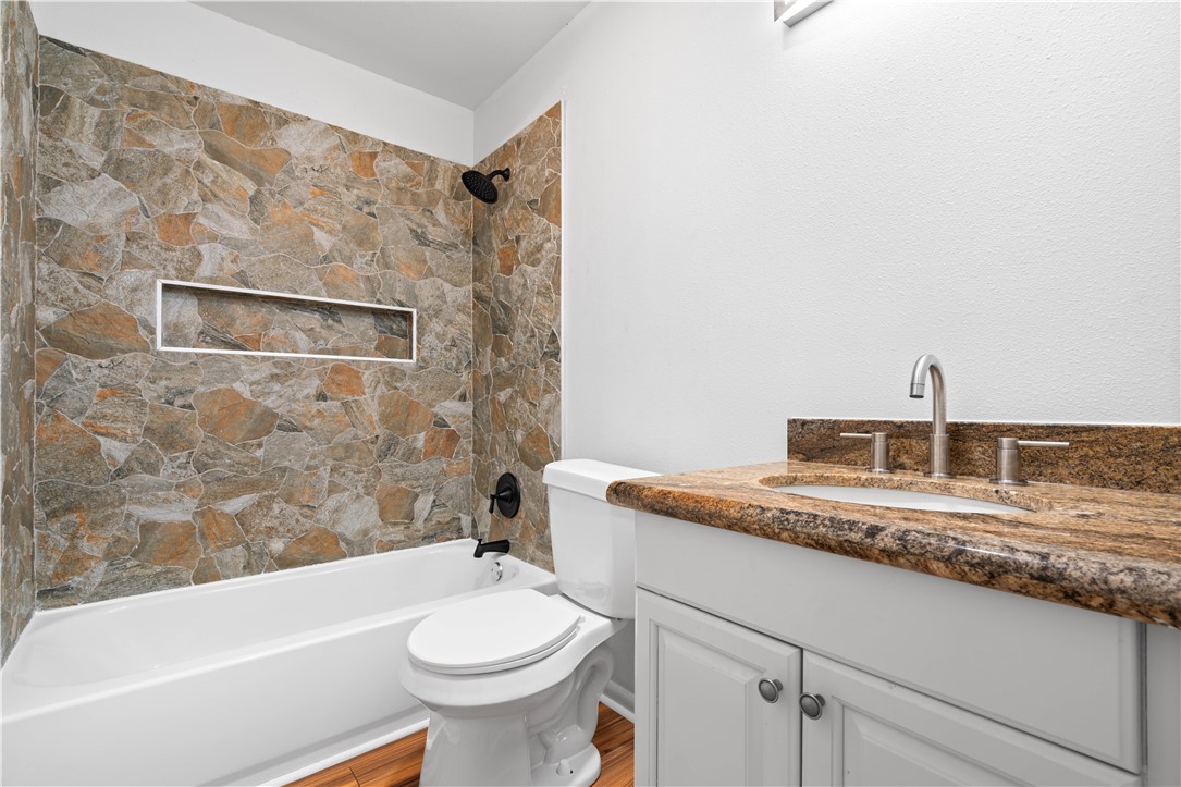 6106 Orangewood Dr Property Photo 8