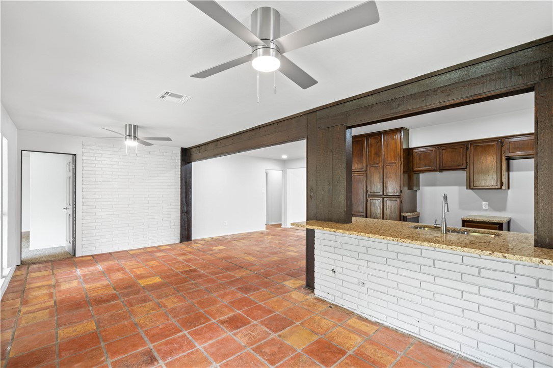 6106 Orangewood Dr Property Photo 14