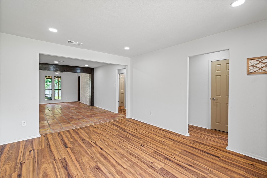 6106 Orangewood Dr Property Photo 16