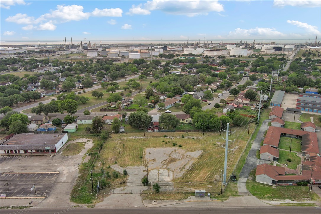 4300 Leopard St Property Photo