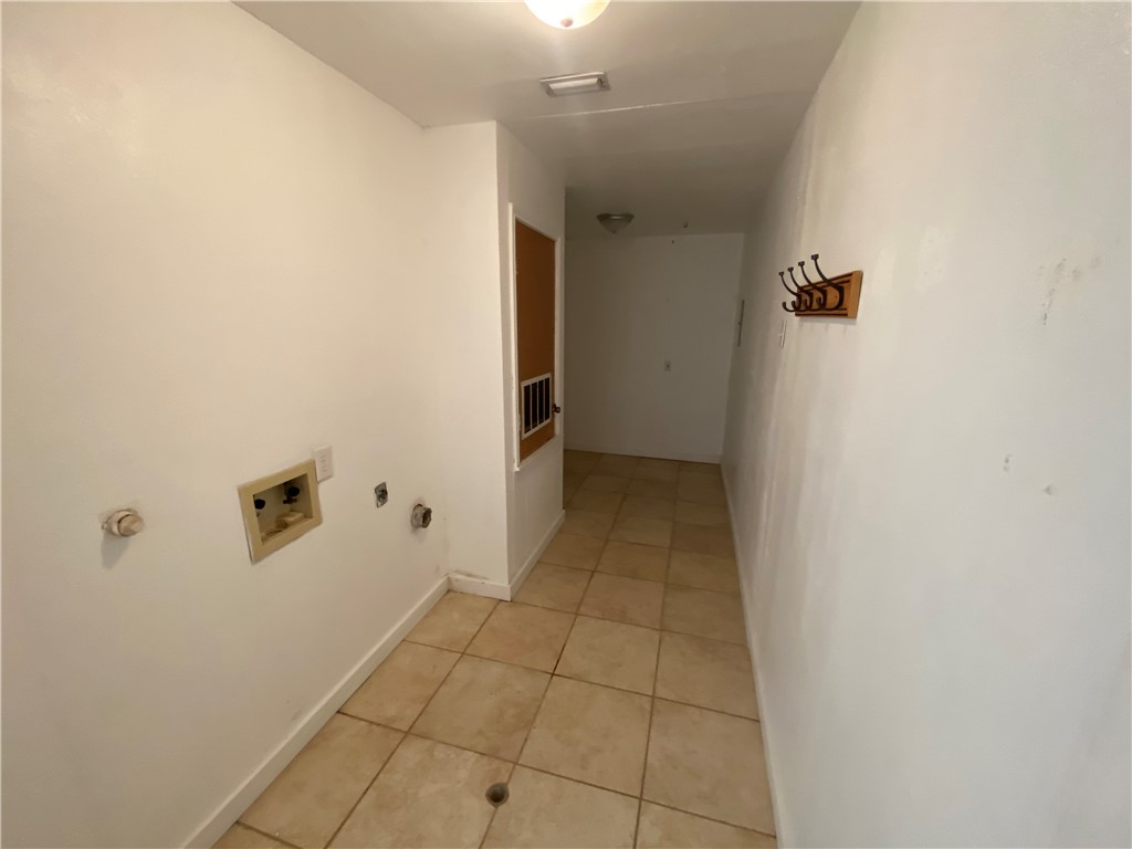 7429 Lake Maggorie Dr Property Photo 11