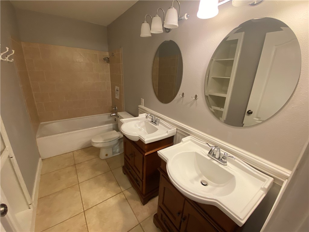 7429 Lake Maggorie Dr Property Photo 24