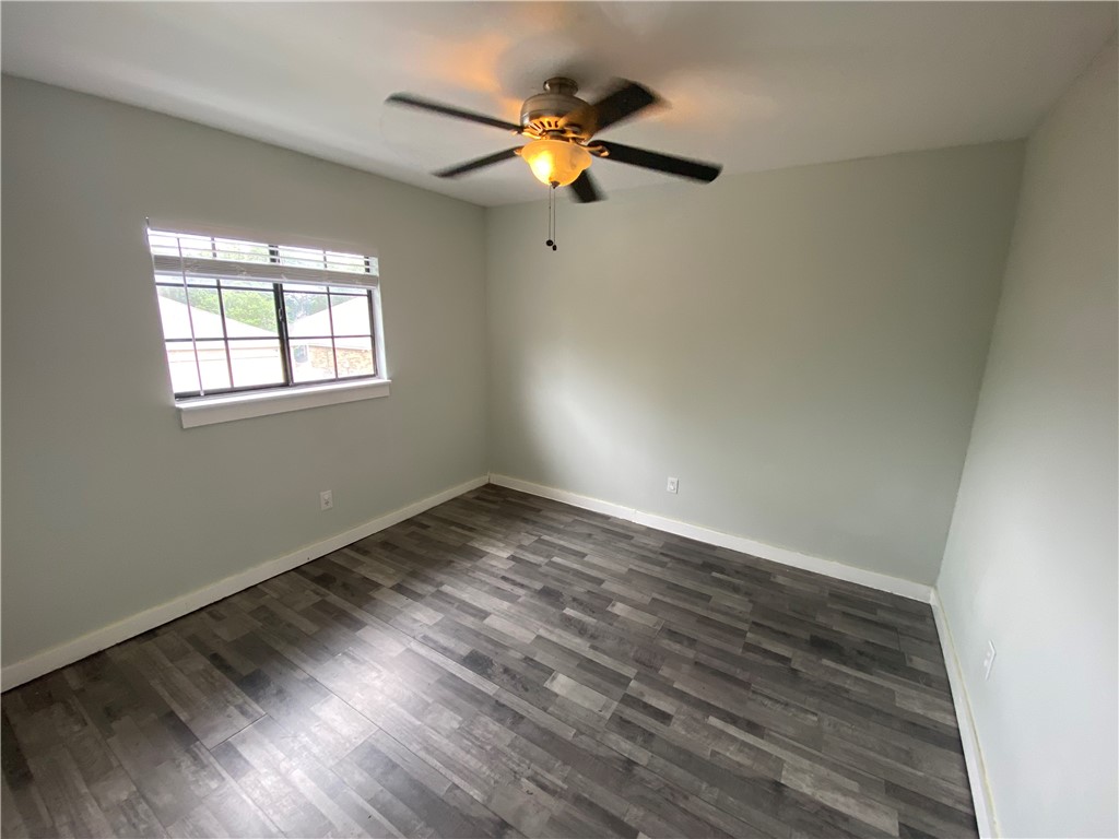 7429 Lake Maggorie Dr Property Photo 27
